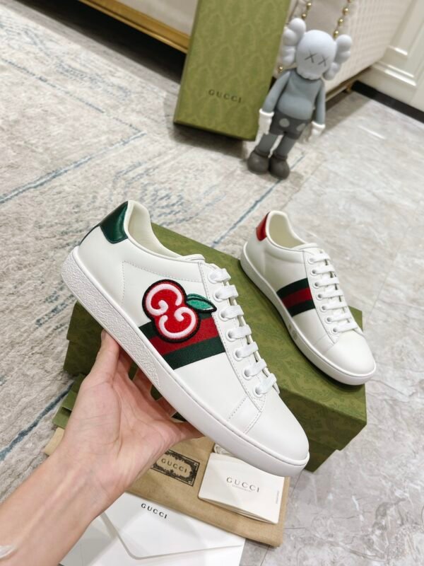 Gucci sneaker 2025071920
