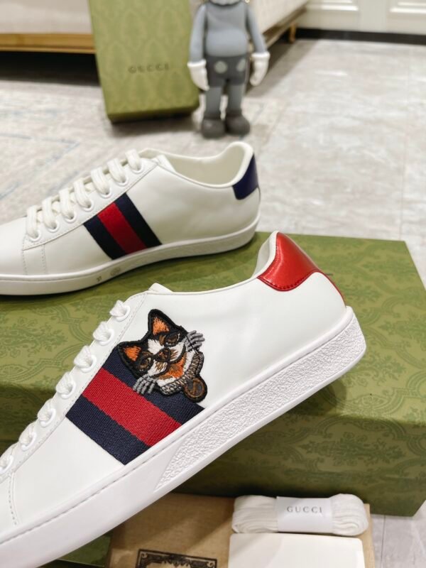 Gucci sneaker 2025071922