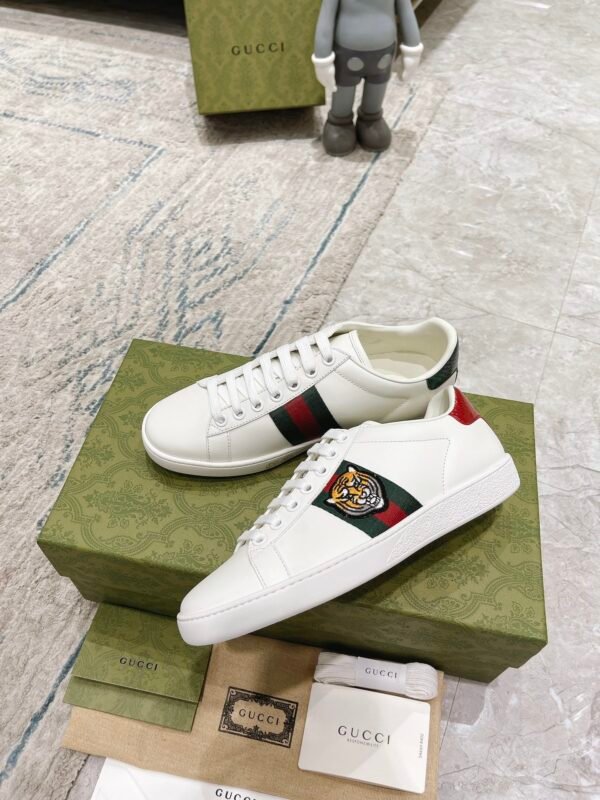 Gucci sneaker 2025071923