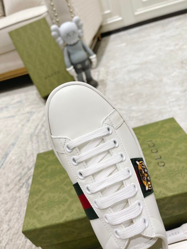 Gucci sneaker 2025071923