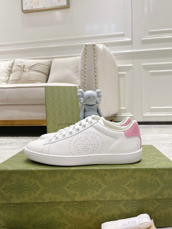 Gucci sneaker 2025071927