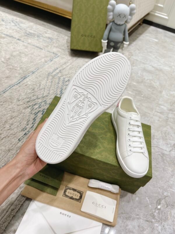 Gucci sneaker 2025071927