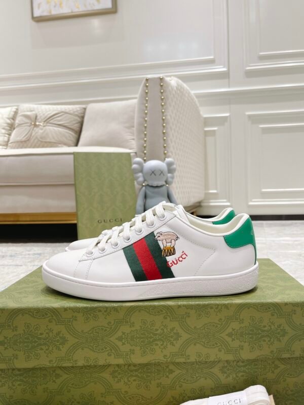 Gucci sneaker 2025071928