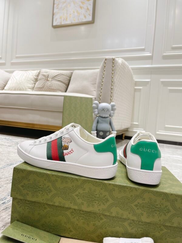 Gucci sneaker 2025071928