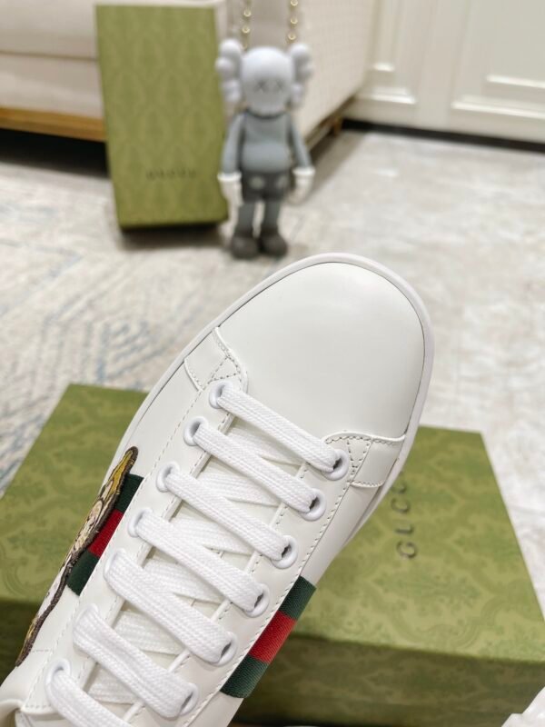 Gucci sneaker 2025071929