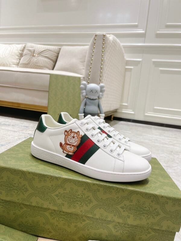 Gucci sneaker 2025071930