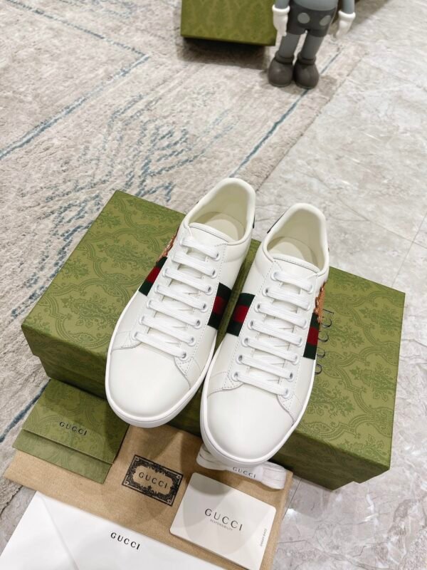 Gucci sneaker 2025071930