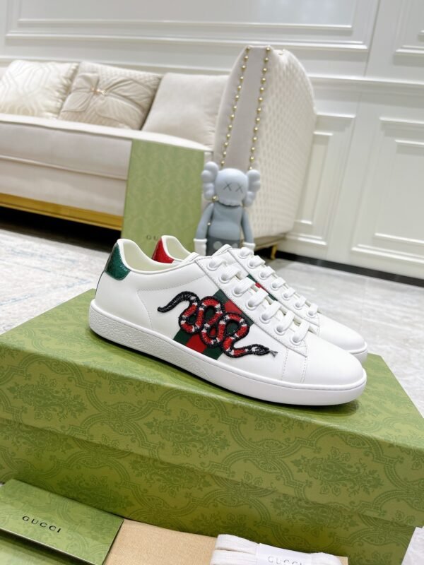 Gucci sneaker 2025072103
