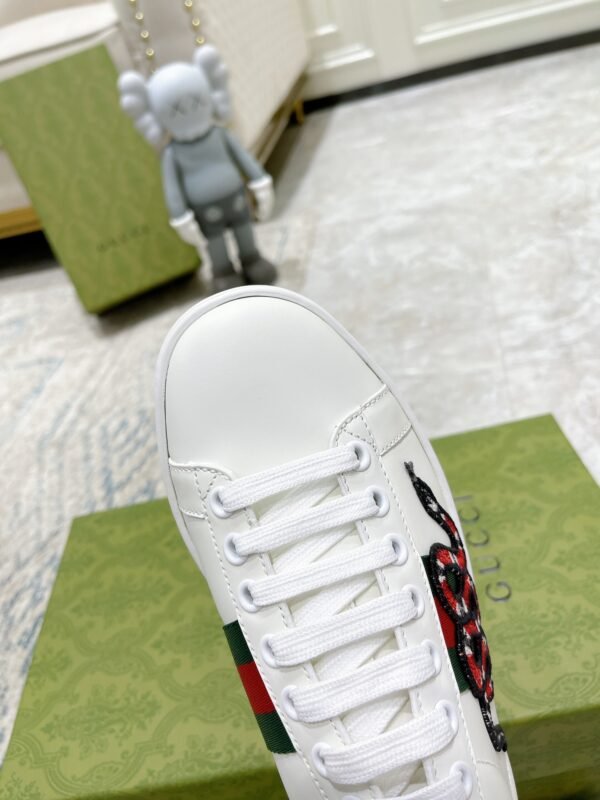 Gucci sneaker 2025072103
