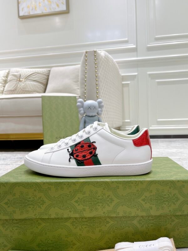 Gucci sneaker 2025072104