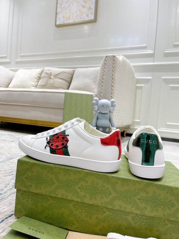 Gucci sneaker 2025072104
