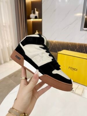 Fendi sneaker 2025072113