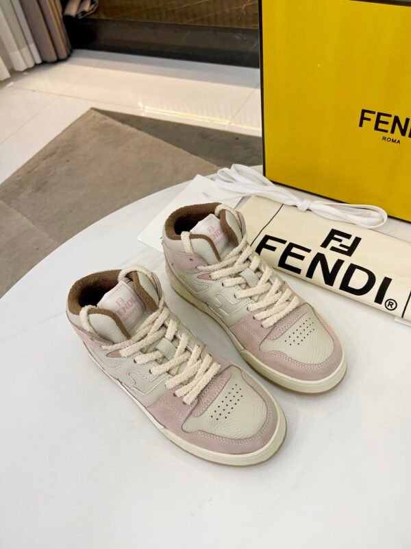 Fendi sneaker 2025072114