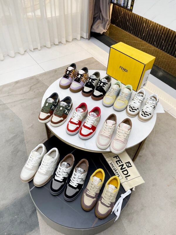 Fendi sneaker 2025072116