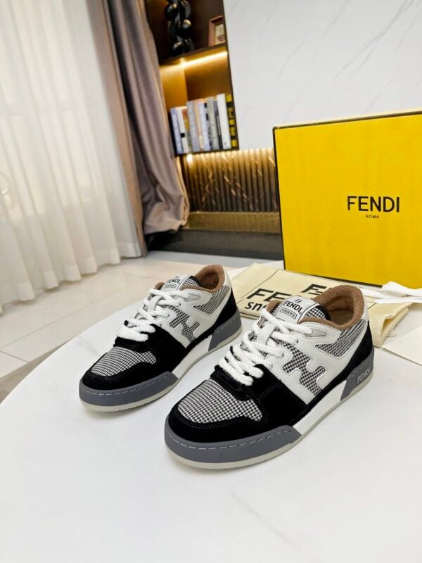 Fendi sneaker 2025072117