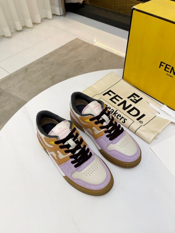Fendi sneaker 2025072119