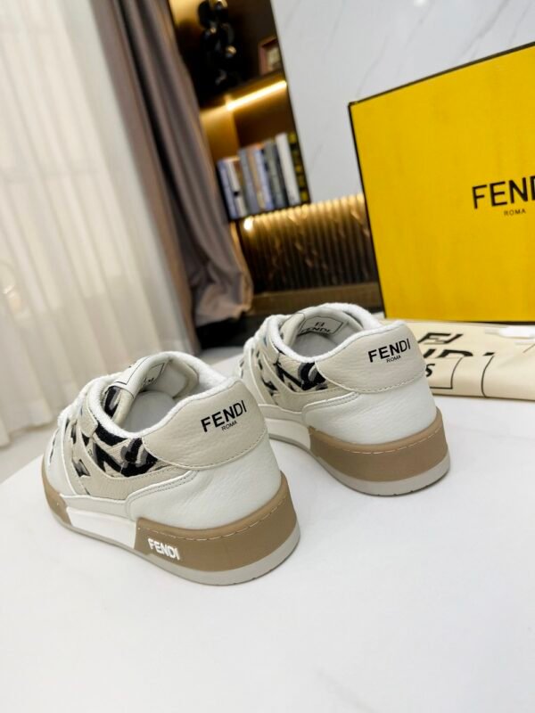 Fendi sneaker 2025072126