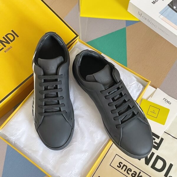 Fendi sneaker 2025072129