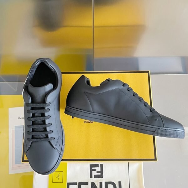 Fendi sneaker 2025072129
