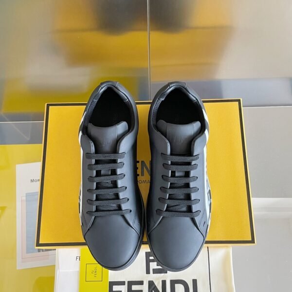 Fendi sneaker 2025072129