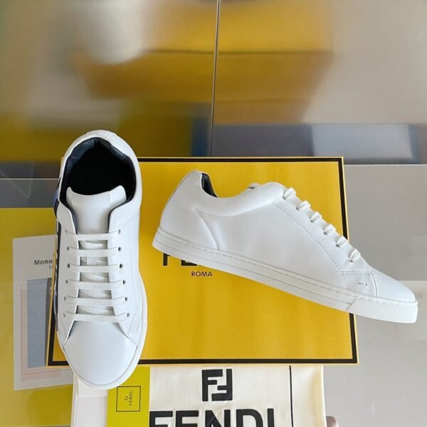 Fendi sneaker 2025072130