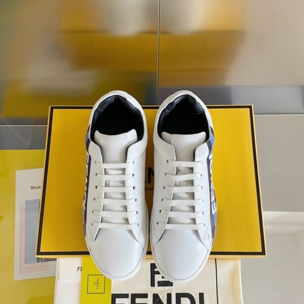 Fendi sneaker 2025072130
