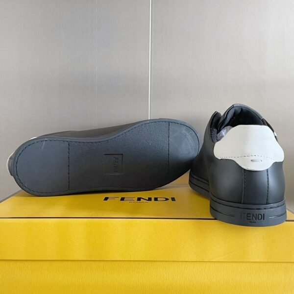 Fendi sneaker 2025072131