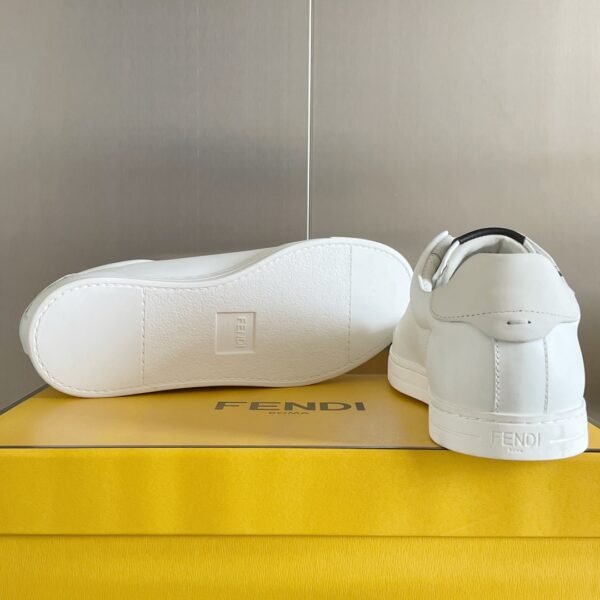 Fendi sneaker 2025072132