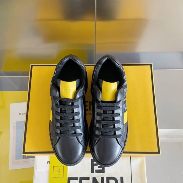 Fendi sneaker 2025072135