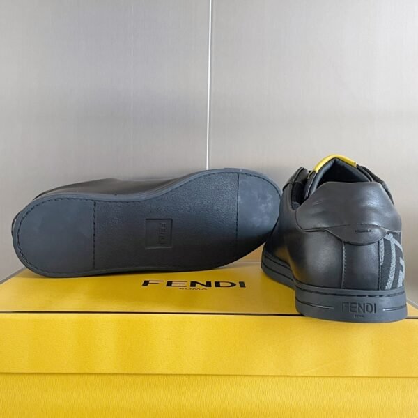 Fendi sneaker 2025072135