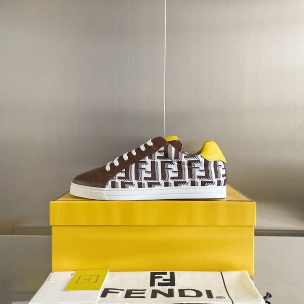 Fendi sneaker 2025072138