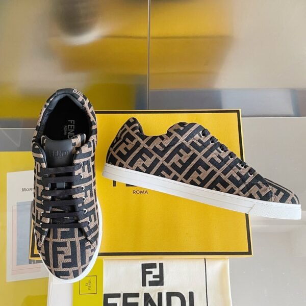 Fendi sneaker 2025072140