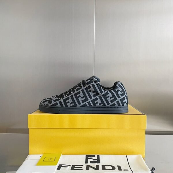 Fendi sneaker 2025072141