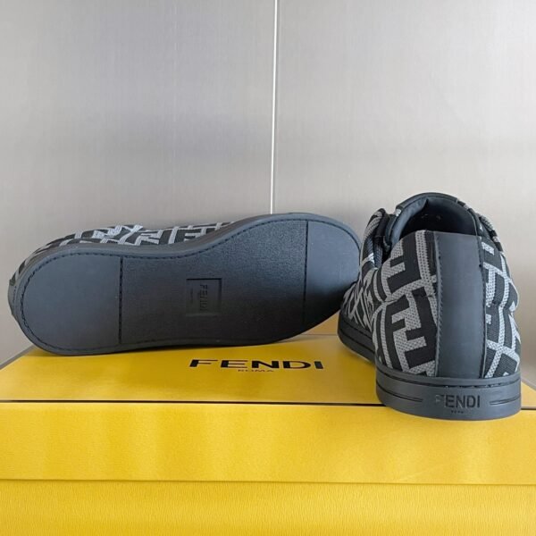 Fendi sneaker 2025072141