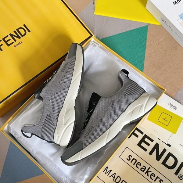 Fendi sneaker 2025072143