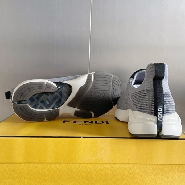 Fendi sneaker 2025072143