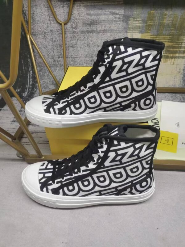 Fendi sneaker 2025072146