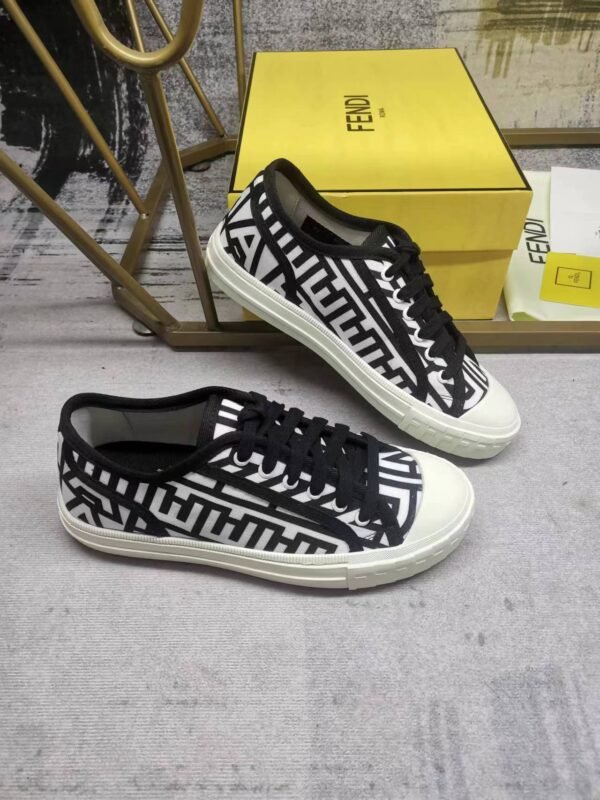 Fendi sneaker 2025072147