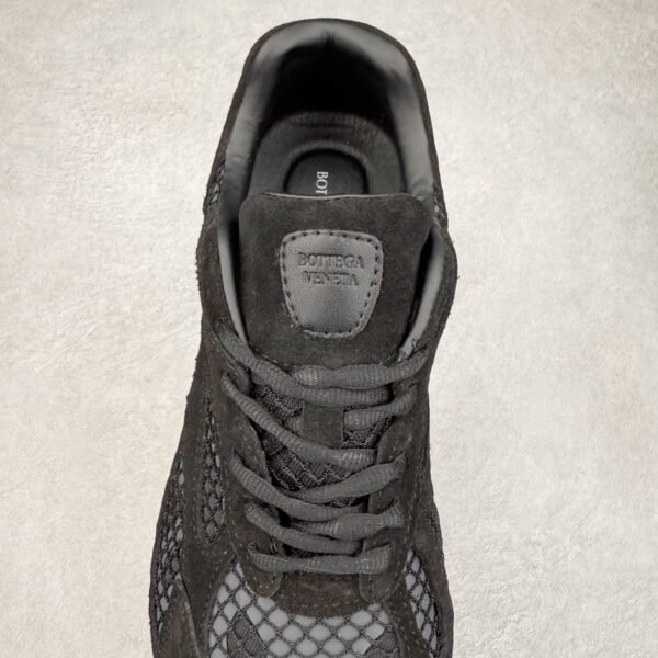 Bottega Veneta sneaker 2025072155