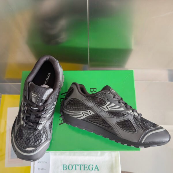 Bottega Veneta sneaker 2025072174