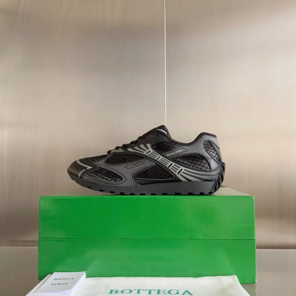 Bottega Veneta sneaker 2025072174