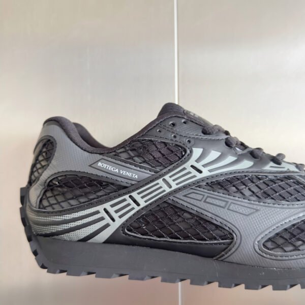 Bottega Veneta sneaker 2025072174