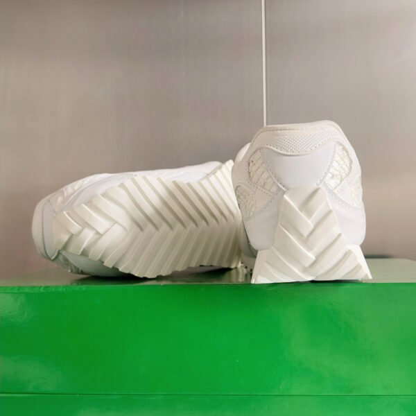 Bottega Veneta sneaker 2025072175