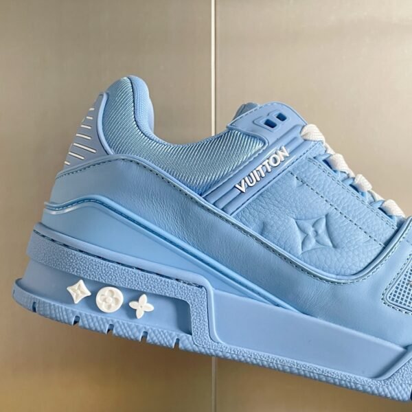 Louis Vuiton sneaker 2025072178