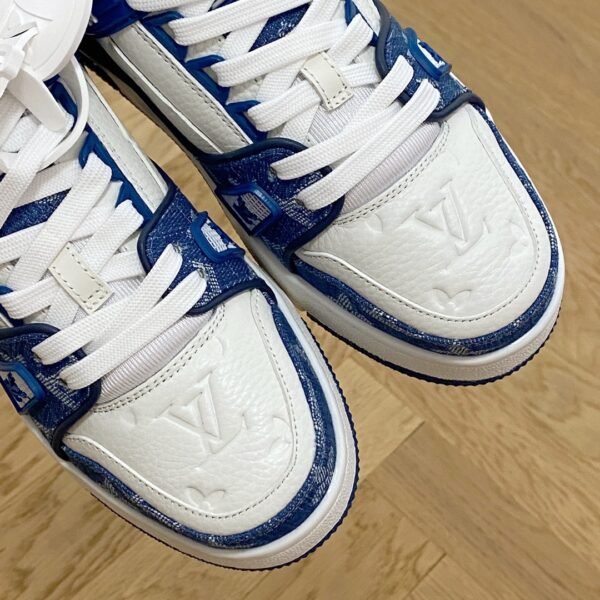 Louis Vuiton sneaker 2025072182