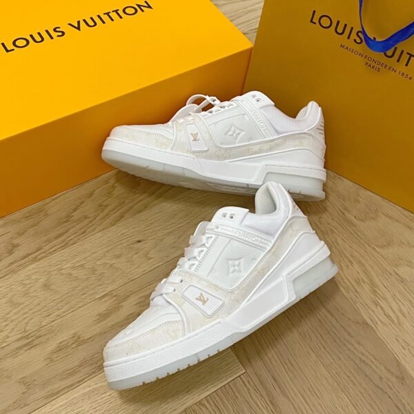 Louis Vuiton sneaker 2025072183