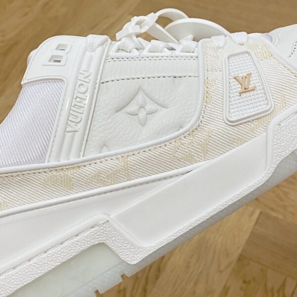 Louis Vuiton sneaker 2025072183