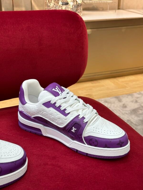 Louis Vuiton sneaker 2025072185