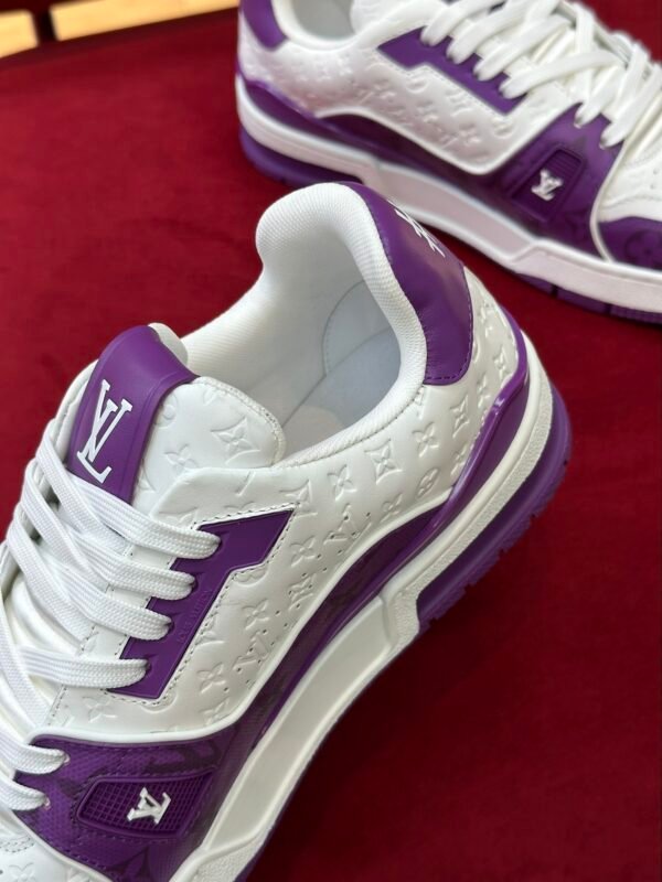 Louis Vuiton sneaker 2025072185