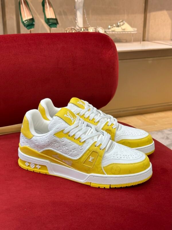 Louis Vuiton sneaker 2025072186